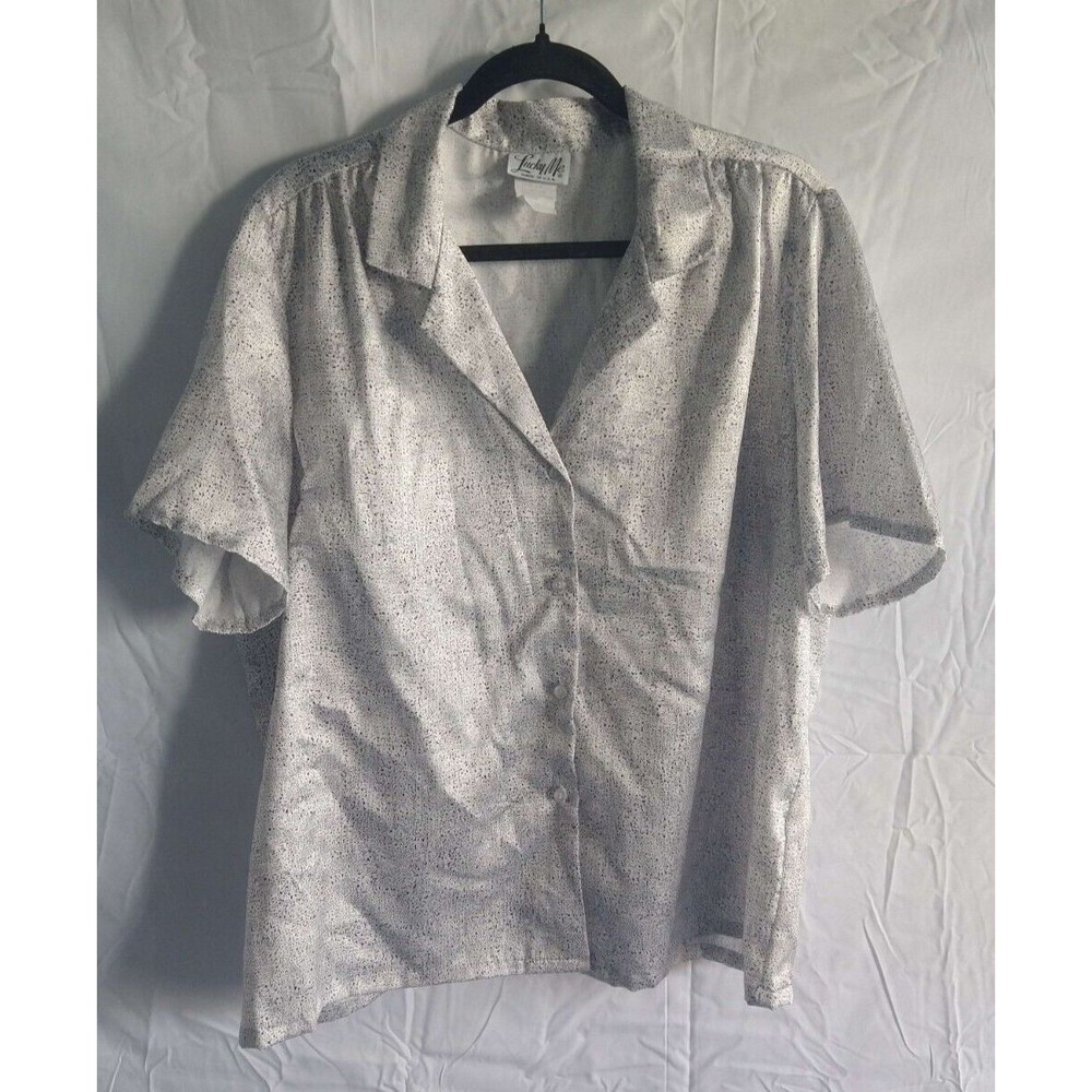 Lucky Me Womens Vintage Button Up Sz 42 black and white speckled Short Sleeve